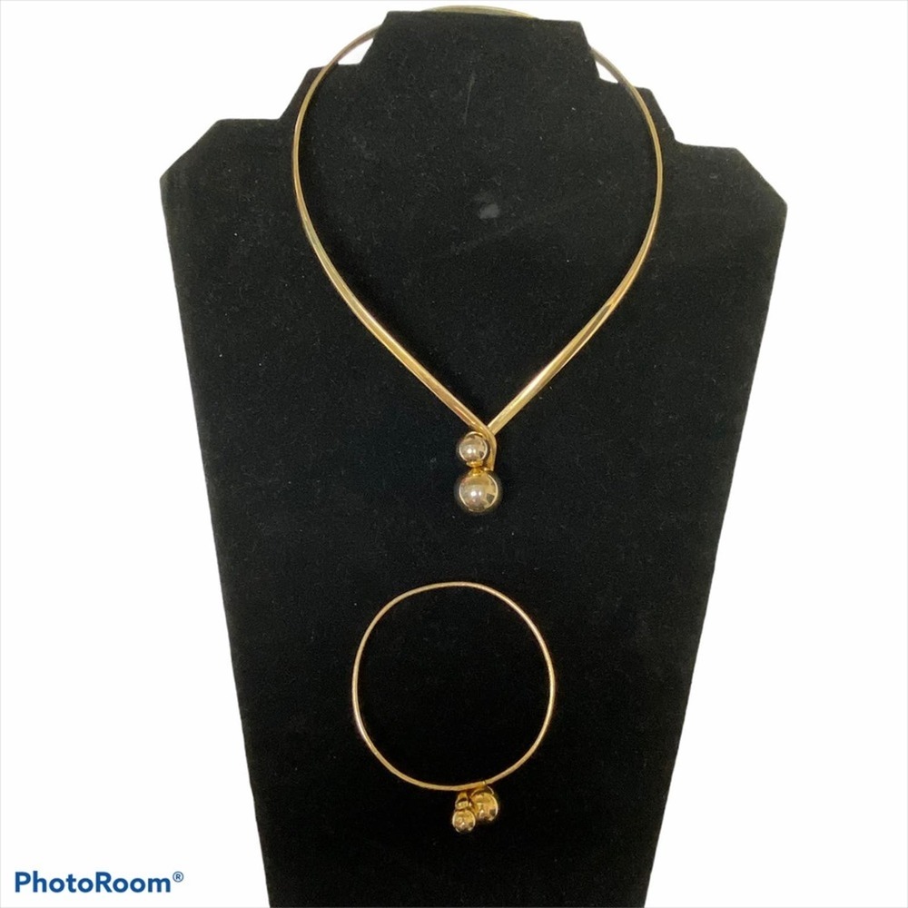 Gold tone Wire Collar Statement Necklace and Bracelet Set